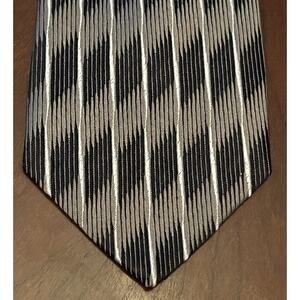Todays Man Black Gray 100% Silk Men’s Neck Tie Made In Italy